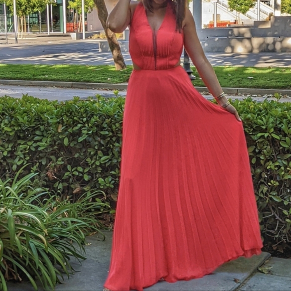 sesto senso | Dresses | Red Maxi Formal Dress Backless